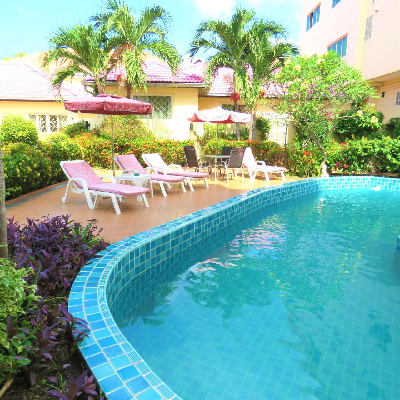 פאטאיה Butterfly Garden Boutique Residences Large Luxury Apts And Villas A Lifetsyle Destination By Neang, Everything You Need All Right Here 1-3 Bedrooms 110 To 190 Sq Mtrs, 2 Full Bathrooms, Rain Shower, Spa Bath, Bbq, Free Wifi, Staff 24-7, Close To Beac מראה חיצוני תמונה