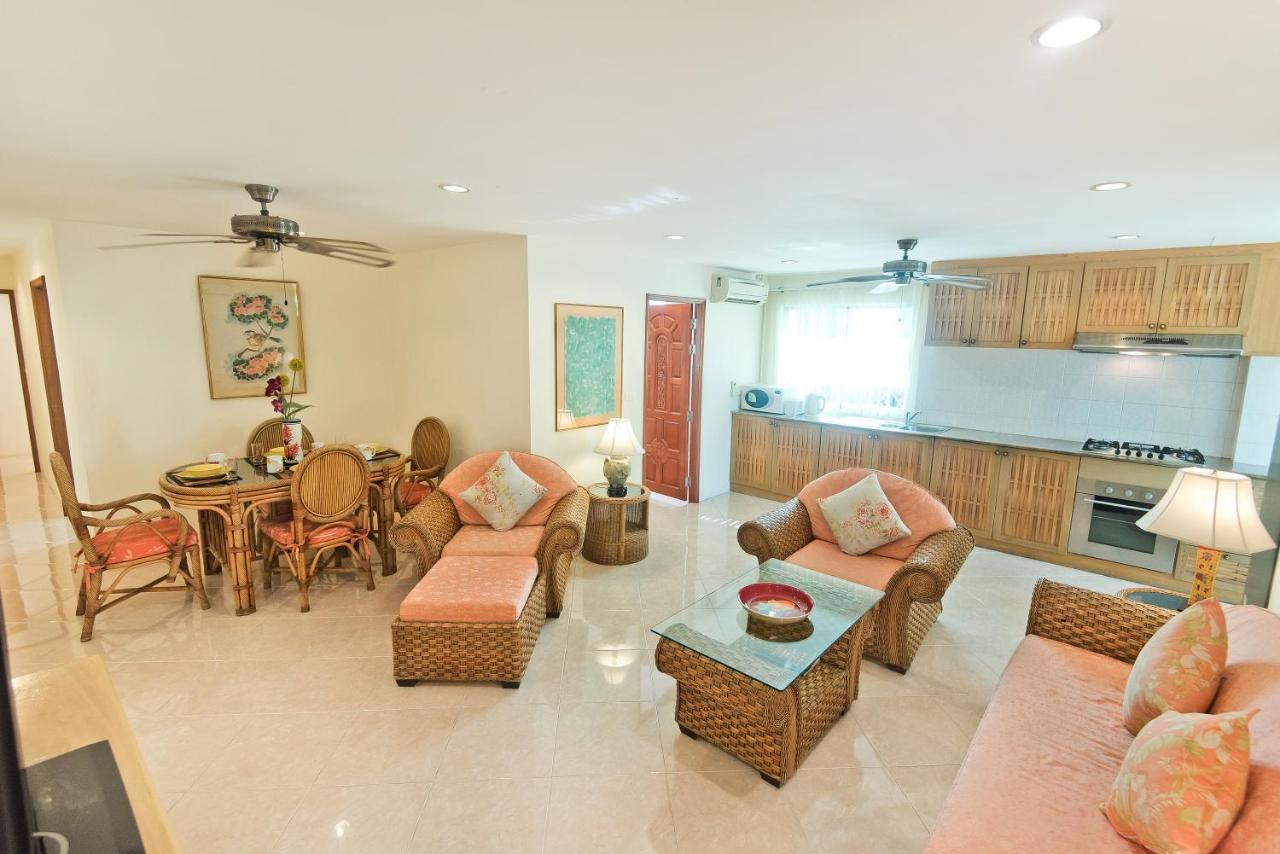 פאטאיה Butterfly Garden Boutique Residences Large Luxury Apts And Villas A Lifetsyle Destination By Neang, Everything You Need All Right Here 1-3 Bedrooms 110 To 190 Sq Mtrs, 2 Full Bathrooms, Rain Shower, Spa Bath, Bbq, Free Wifi, Staff 24-7, Close To Beac מראה חיצוני תמונה