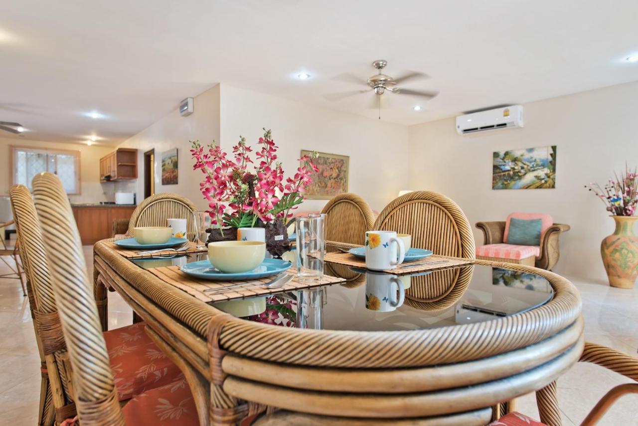 פאטאיה Butterfly Garden Boutique Residences Large Luxury Apts And Villas A Lifetsyle Destination By Neang, Everything You Need All Right Here 1-3 Bedrooms 110 To 190 Sq Mtrs, 2 Full Bathrooms, Rain Shower, Spa Bath, Bbq, Free Wifi, Staff 24-7, Close To Beac מראה חיצוני תמונה